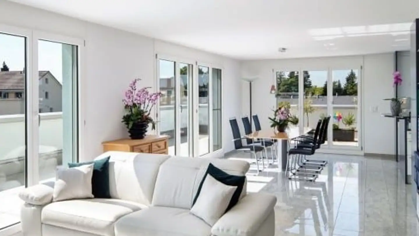 Dachgeschosswohnung mieten - Mattenstrasse 26, 8330 Pfäffikon ZH - Foto 3