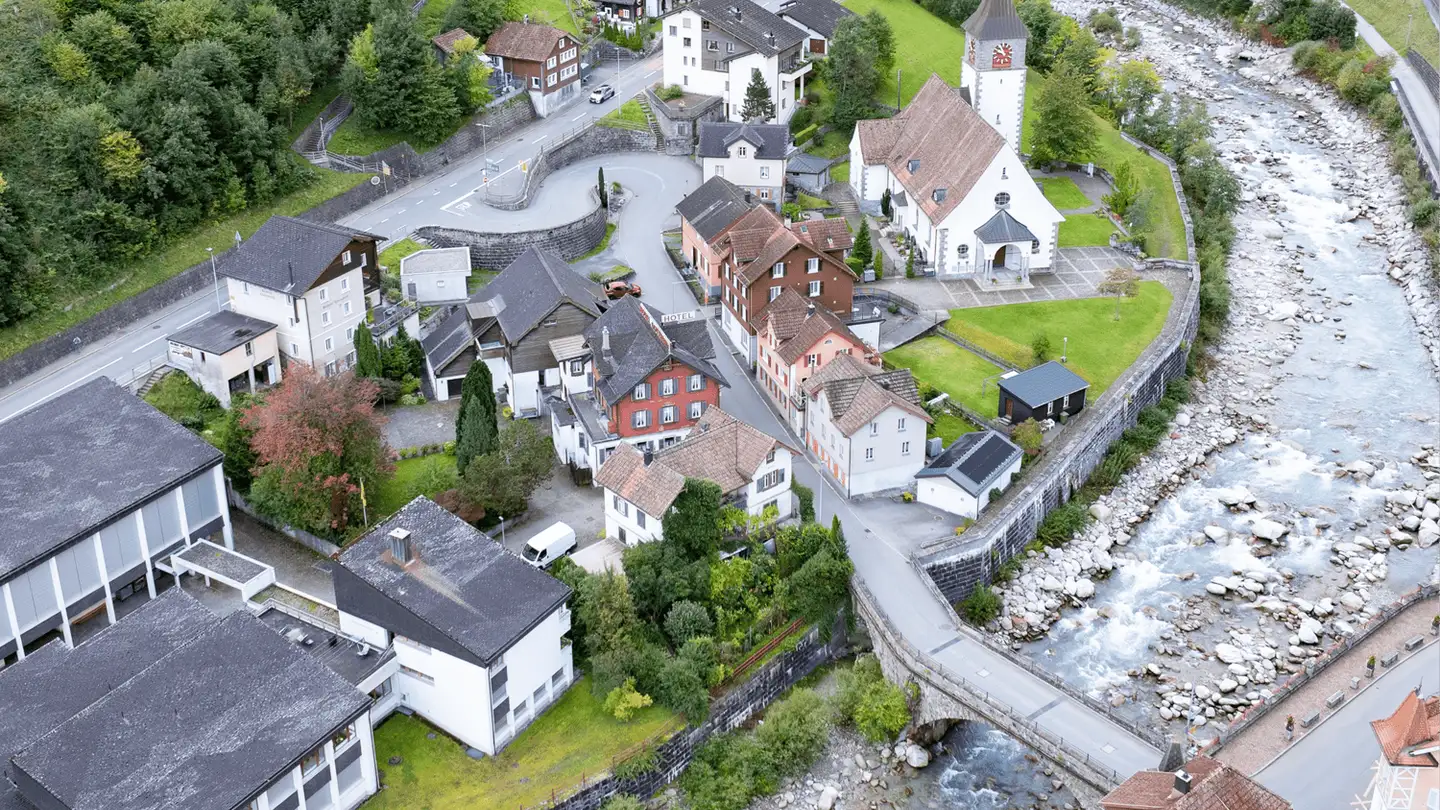 Edificio residenziale in vendita - Dorfstrasse 4, 6482 Gurtnellen - Photo 3