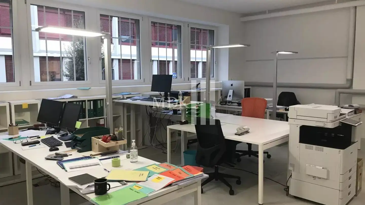 Magasin à louer - 1890 St-Maurice