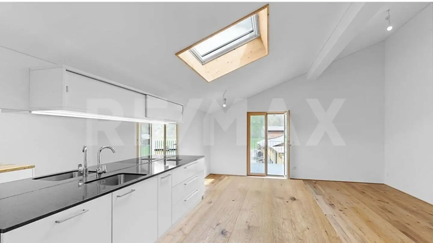 Apartment for sale - 7173 Surrein