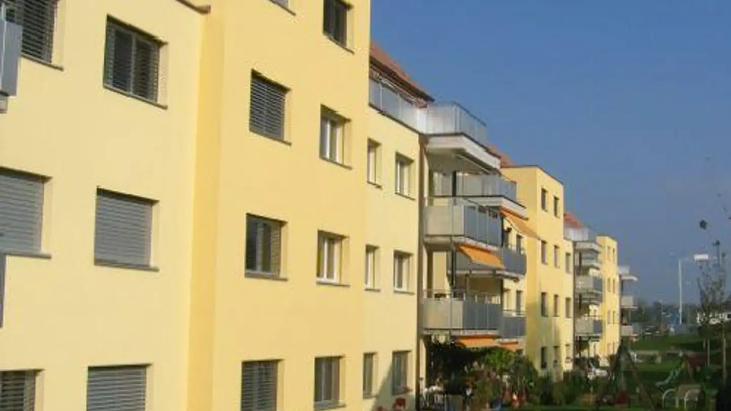 Underground parking space for rent - Hardstrasse, 8424 Embrach