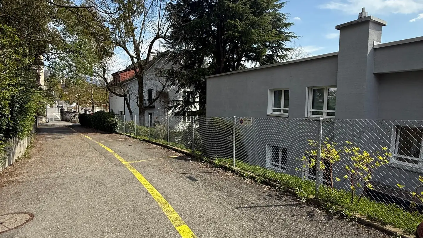 Parkplatz im Freien mieten - Etterlinstrasse, 6004 Luzern