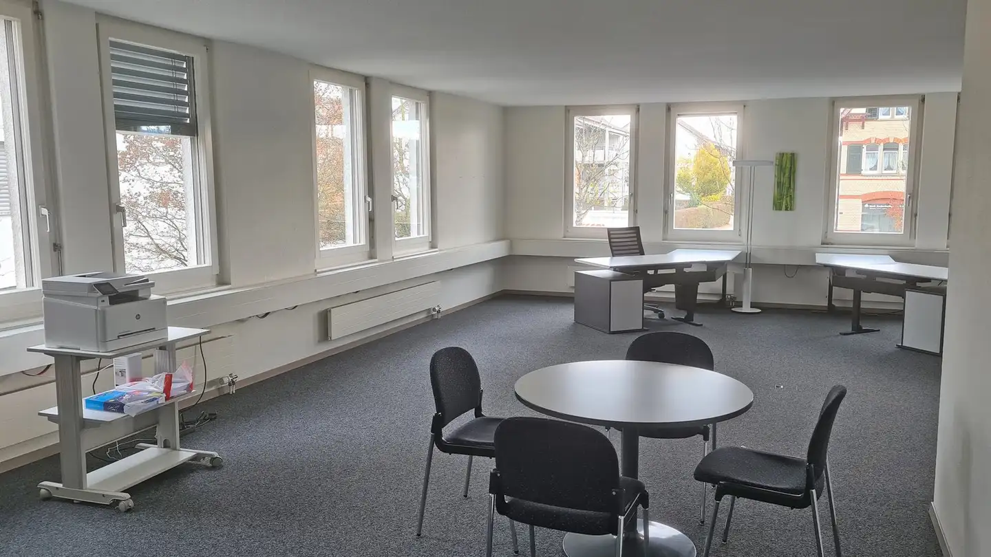 Bürofläche mieten - Dorfstrasse 53, 8105 Watt - Foto 2