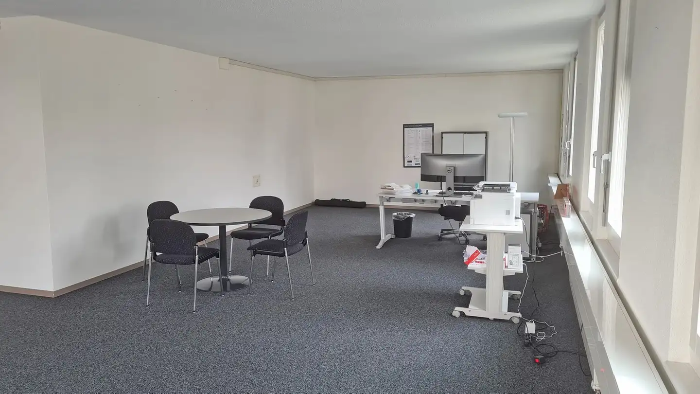 Bürofläche mieten - Dorfstrasse 53, 8105 Watt - Foto 3