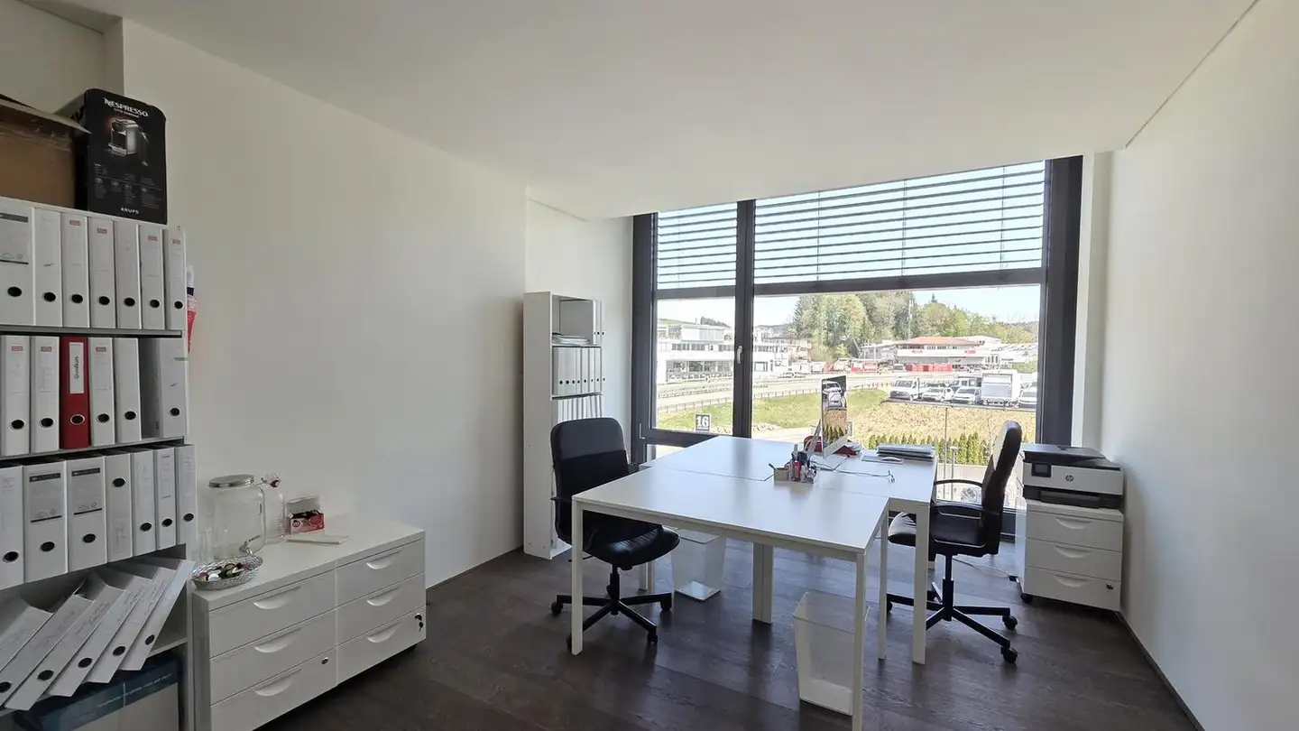Office space for rent - Chaltenbodenstrasse 16, 8834 Schindellegi - Photo 3