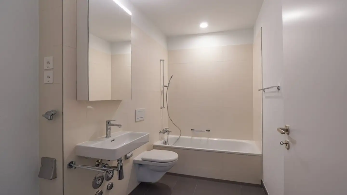 Wohnung mieten - Erzenbergstrasse 10b, 4410 Liestal - Foto 4