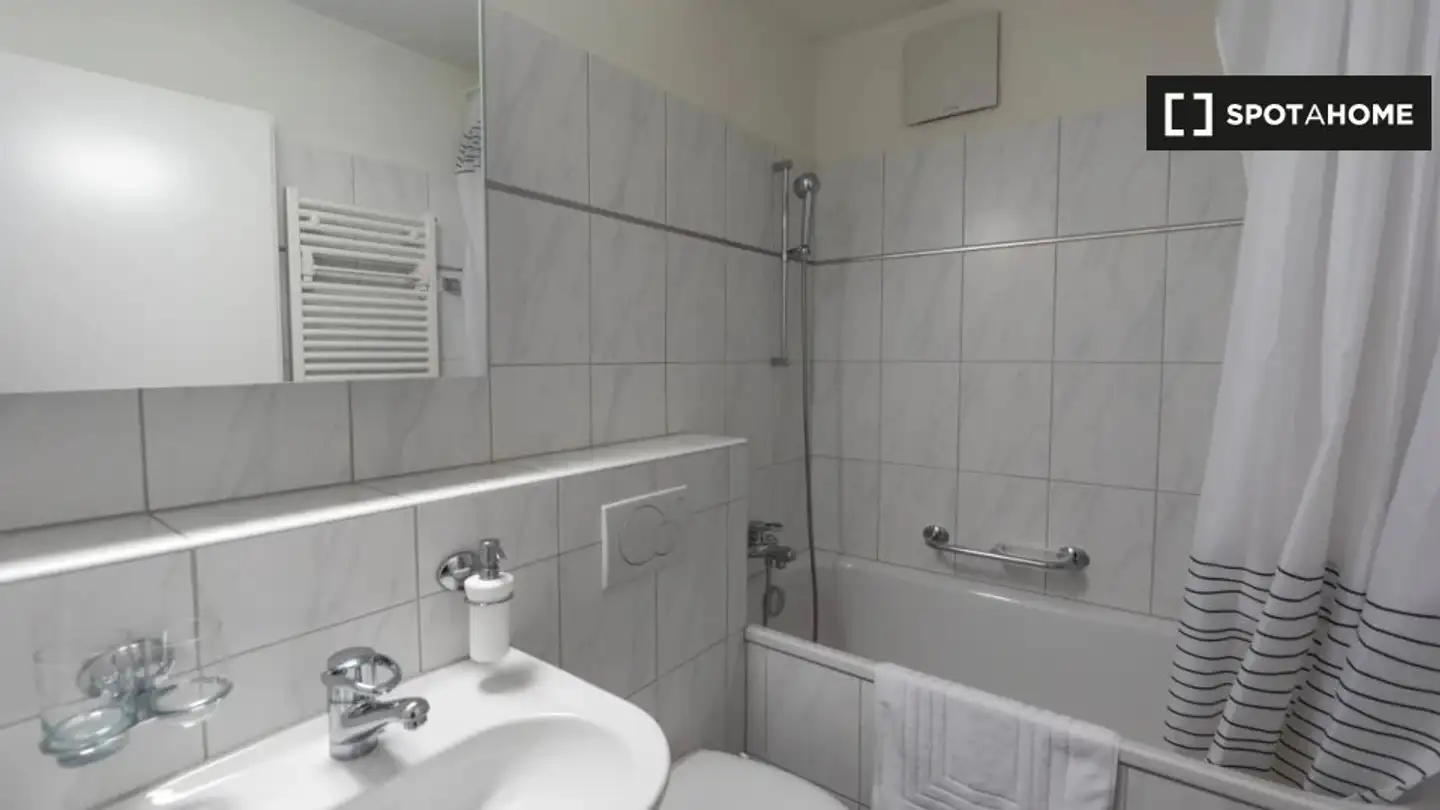 Appartement à louer - 8008 Zürich - Photo 2