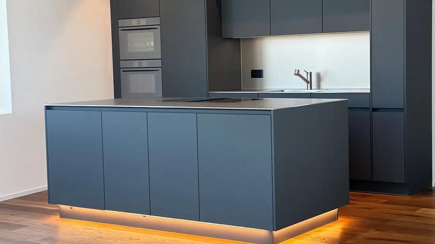 Attique à louer - Neudorfstrasse 13, 6312 Steinhausen