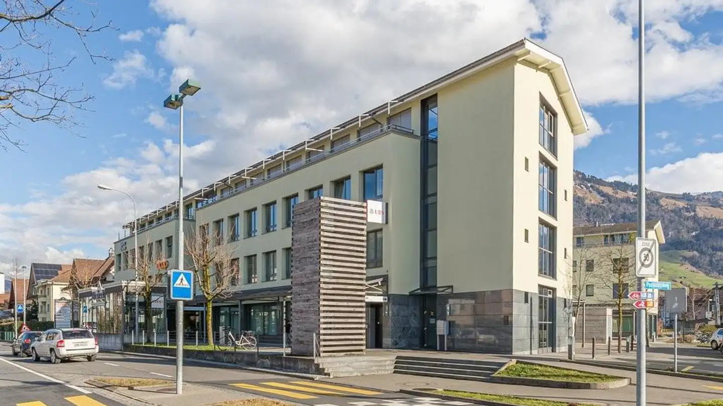 Parcheggio sotterraneo in affitto - Buochserstrasse 2, 6370 Stans