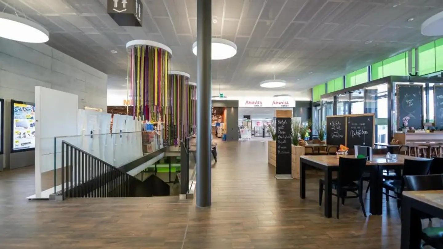 Gewerbe mieten - Neue Aarburgerstrasse 20, 4852 Rothrist