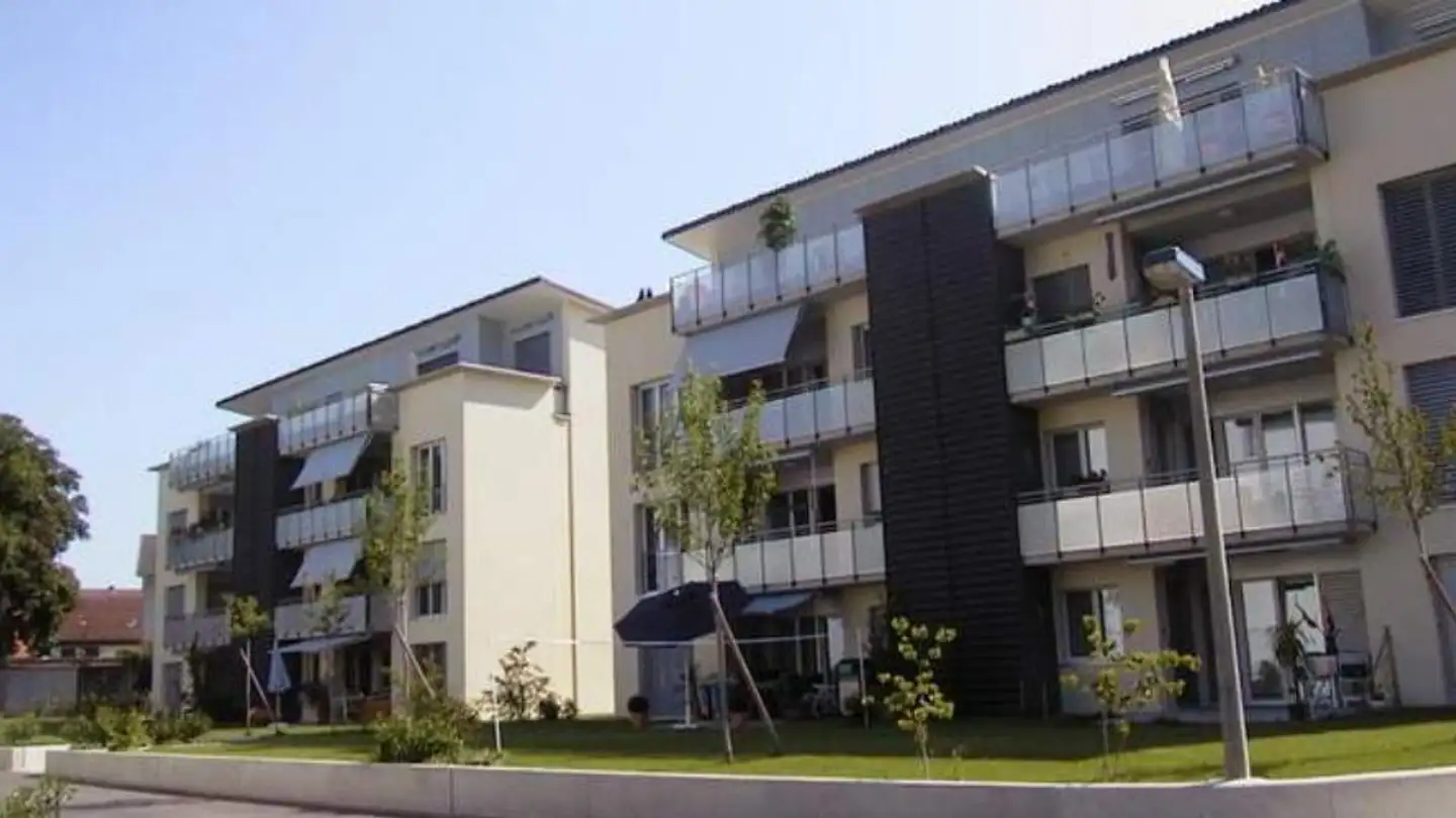 Place de parking souterraine à louer - Rietackerstrasse 15, 8472 Seuzach