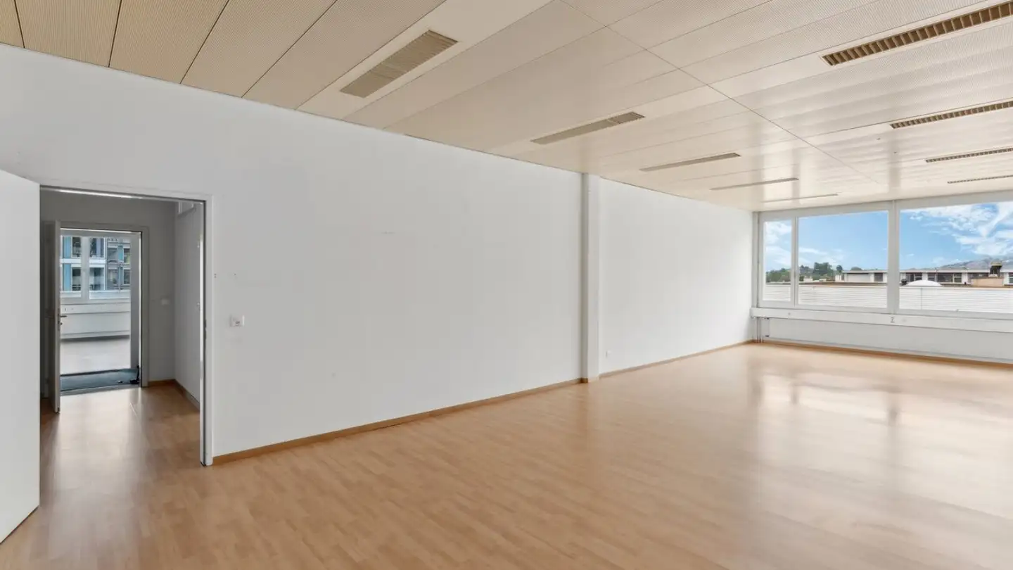 Spazio ufficio in affitto - Oberfeld 4, 6037 Root
