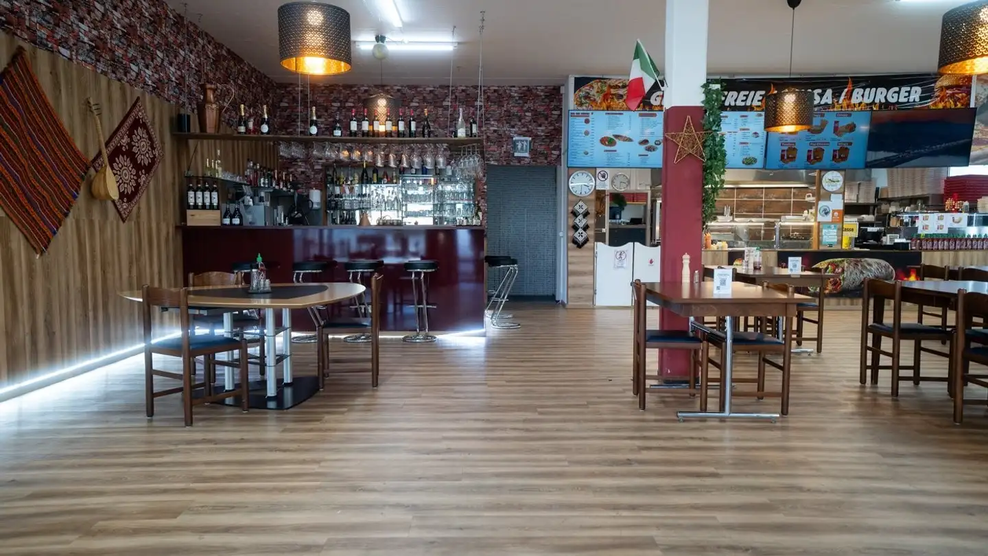 Ristorante in affitto - Bahnhofstrasse 130, 9244 Niederuzwil - Foto 2