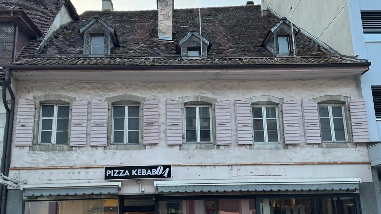 Maison atypique à vendre - 2740 Moutier