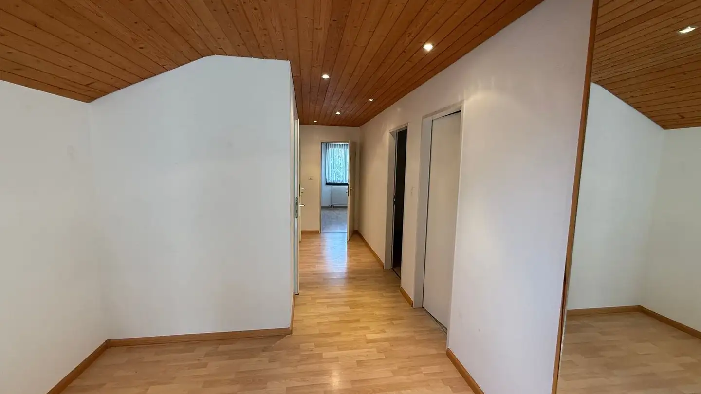 Dachgeschosswohnung mieten - Im Winkel 21, 4107 Ettingen - Foto 4