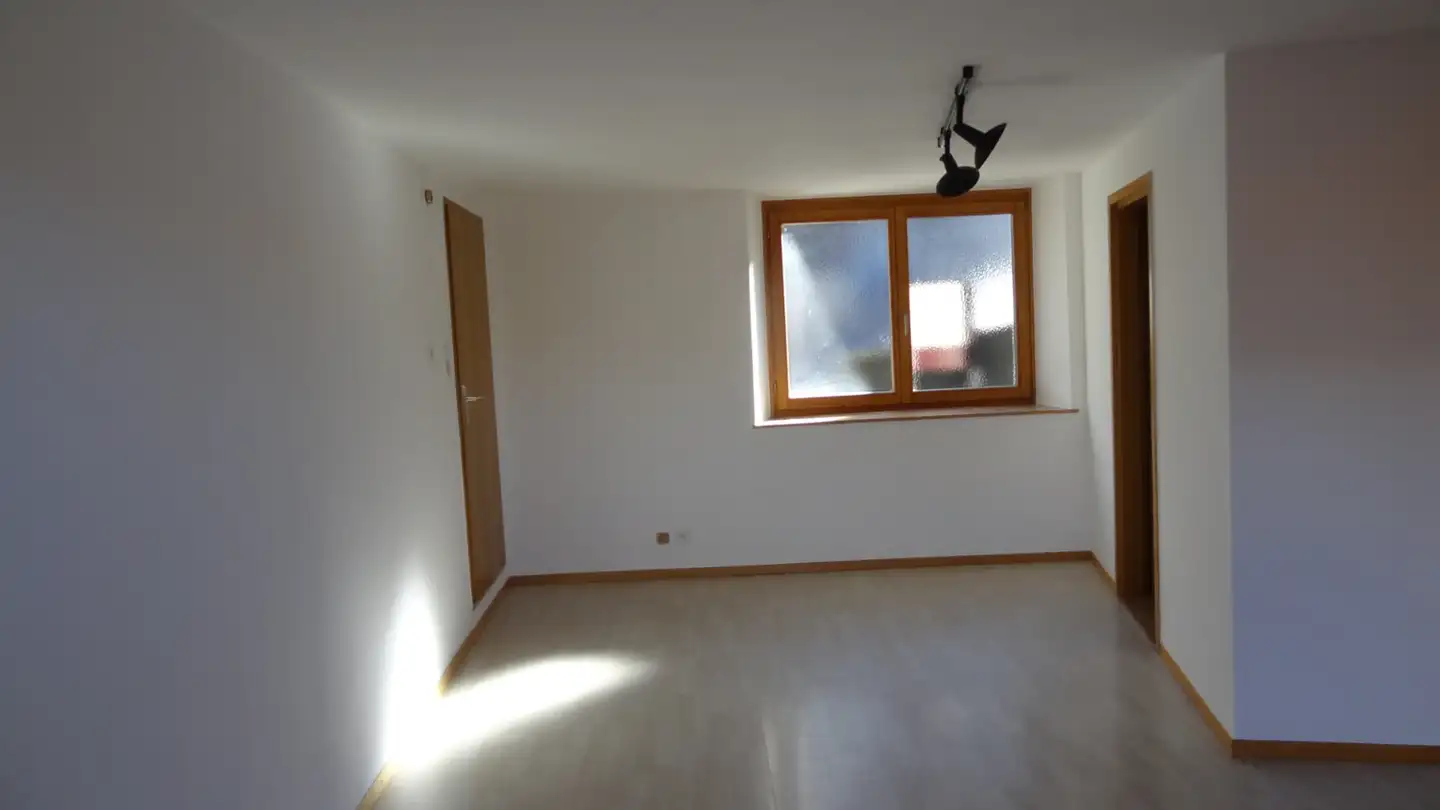 Appartement à louer - Via Alla Fraccia 6, 6512 Giubiasco - Photo 3