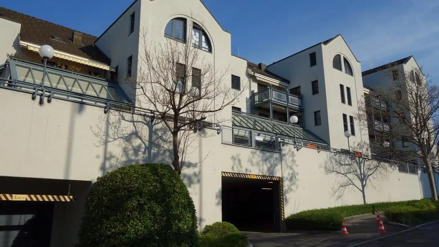 Underground parking space for rent - Rosengartenstrasse 13, 8706 Meilen