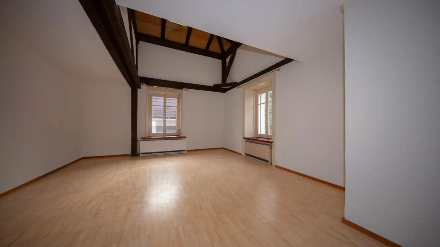 Attique à louer - Chemin Albert-Anker / Albert-Anker-Weg 5, 2502 Biel/Bienne