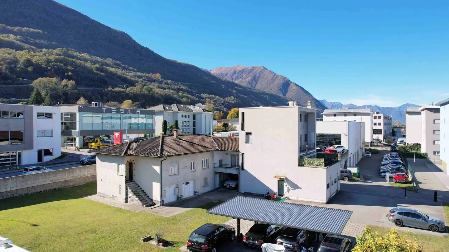 Edificio residenziale in vendita - Ala Brüga 4, 6593 Cadenazzo