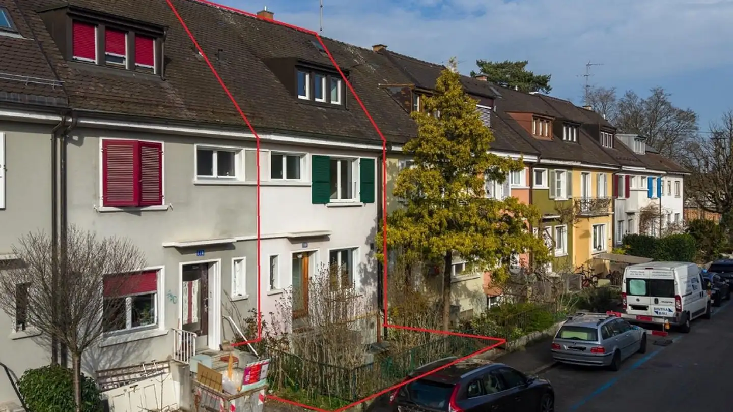 Row house for sale - Paradieshofstrasse 116, 4054 Basel