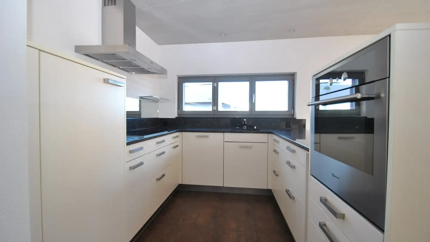 Dachgeschosswohnung mieten - Aarestrasse 10, 3600 Thun - Foto 4
