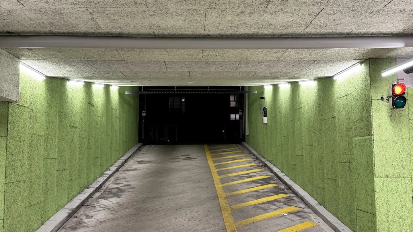 Parkplatz im Freien mieten - 8152 Glattpark (Opfikon)