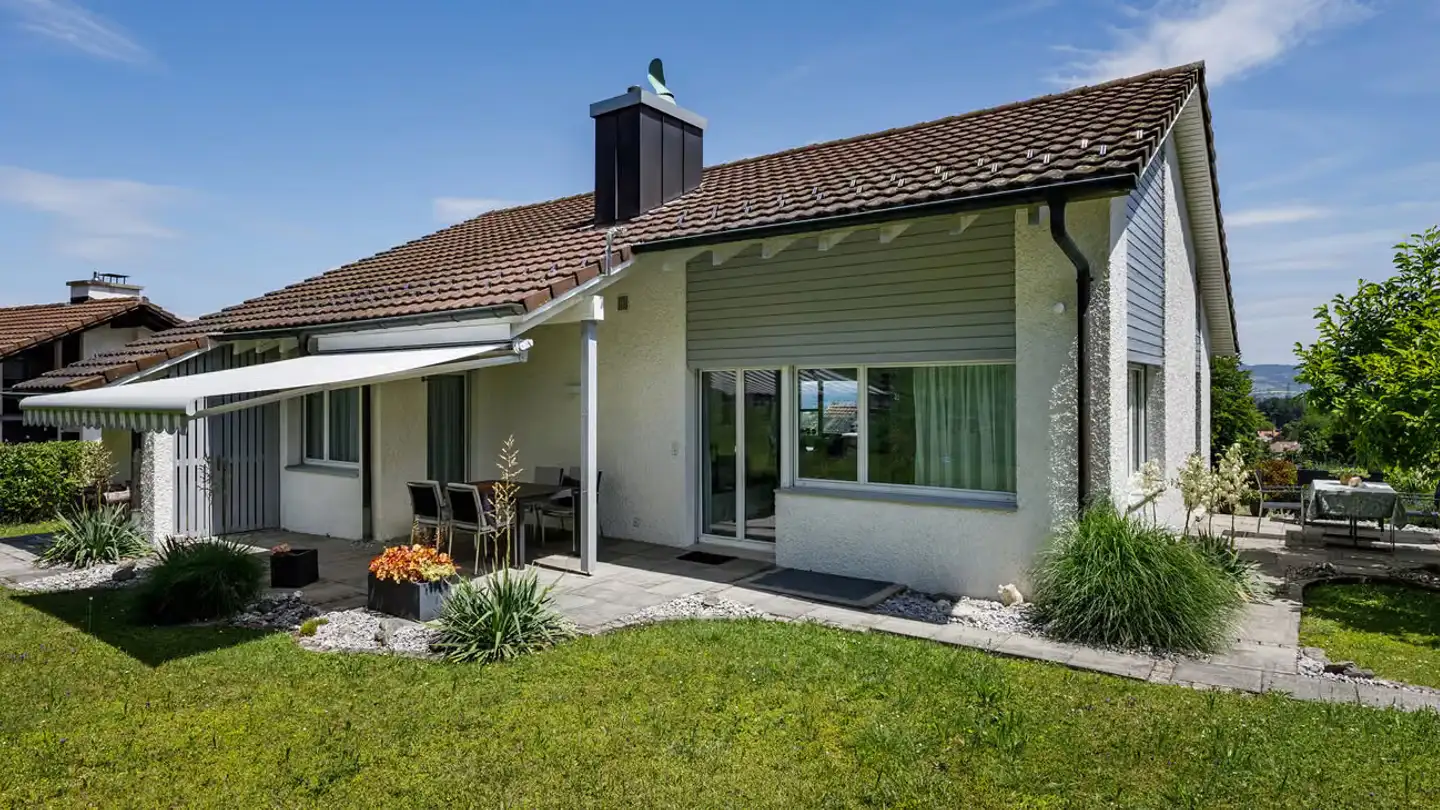 Single house for sale - Striempelstrasse 2, 8135 Langnau am Albis