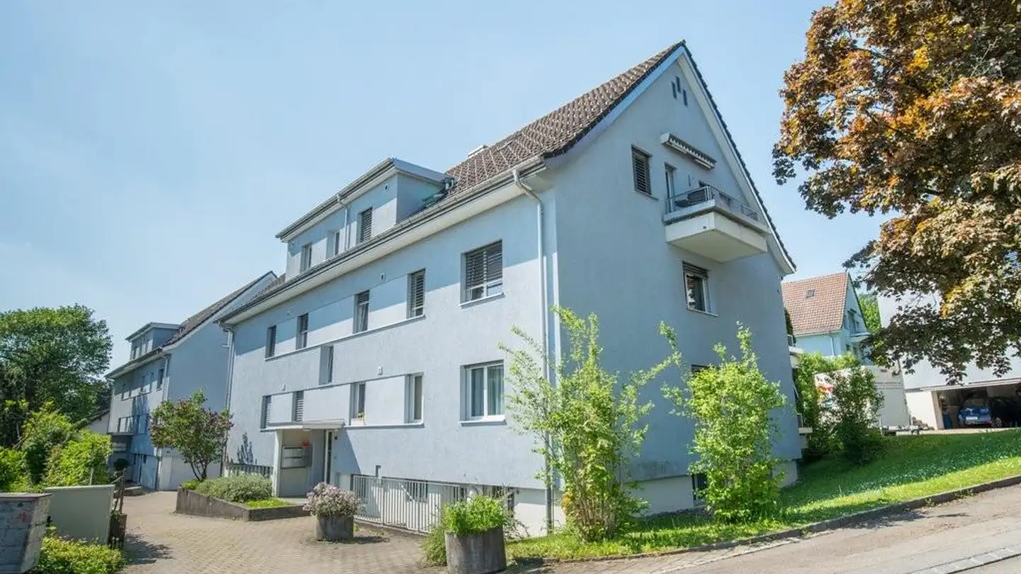 Appartement à louer - Bächelacherstrasse 9, 8132 Hinteregg