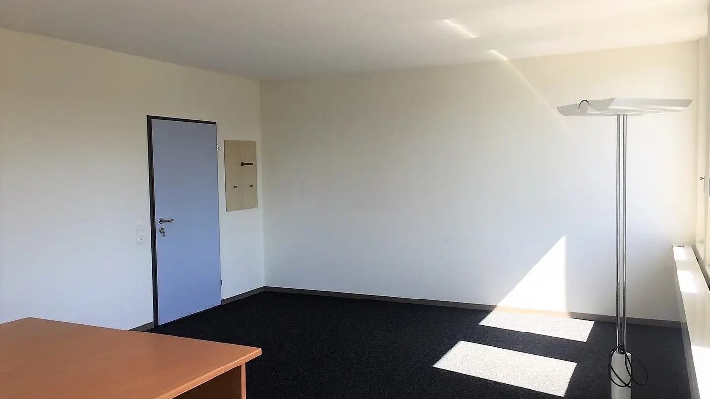 Bürofläche mieten - Dorfstrasse 53, 8105 Watt - Foto 2