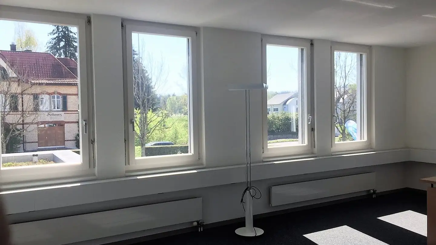 Bürofläche mieten - Dorfstrasse 53, 8105 Watt - Foto 3