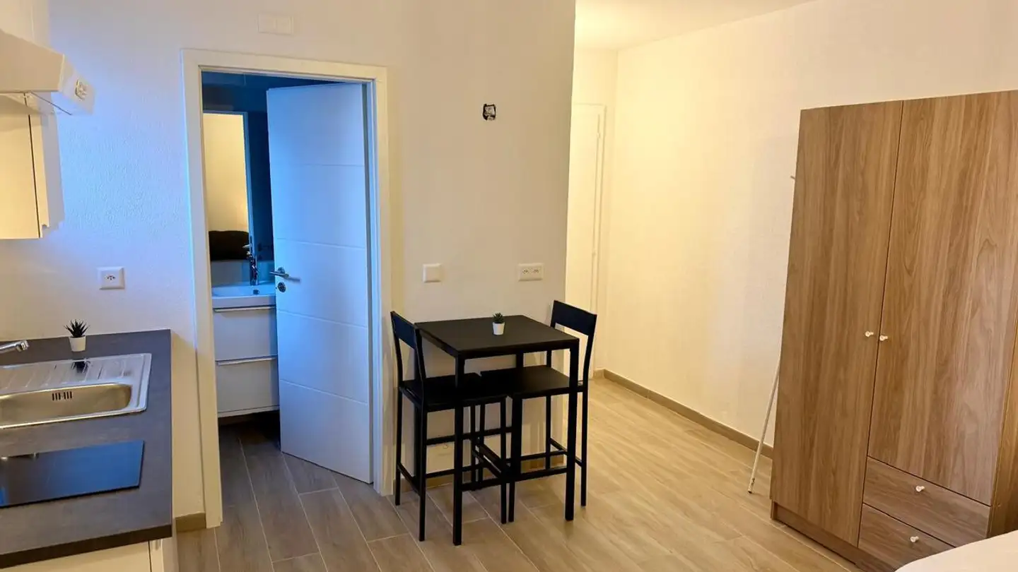 Single room for rent - Route De Crans-Montana, 3963 Montana - Photo 2