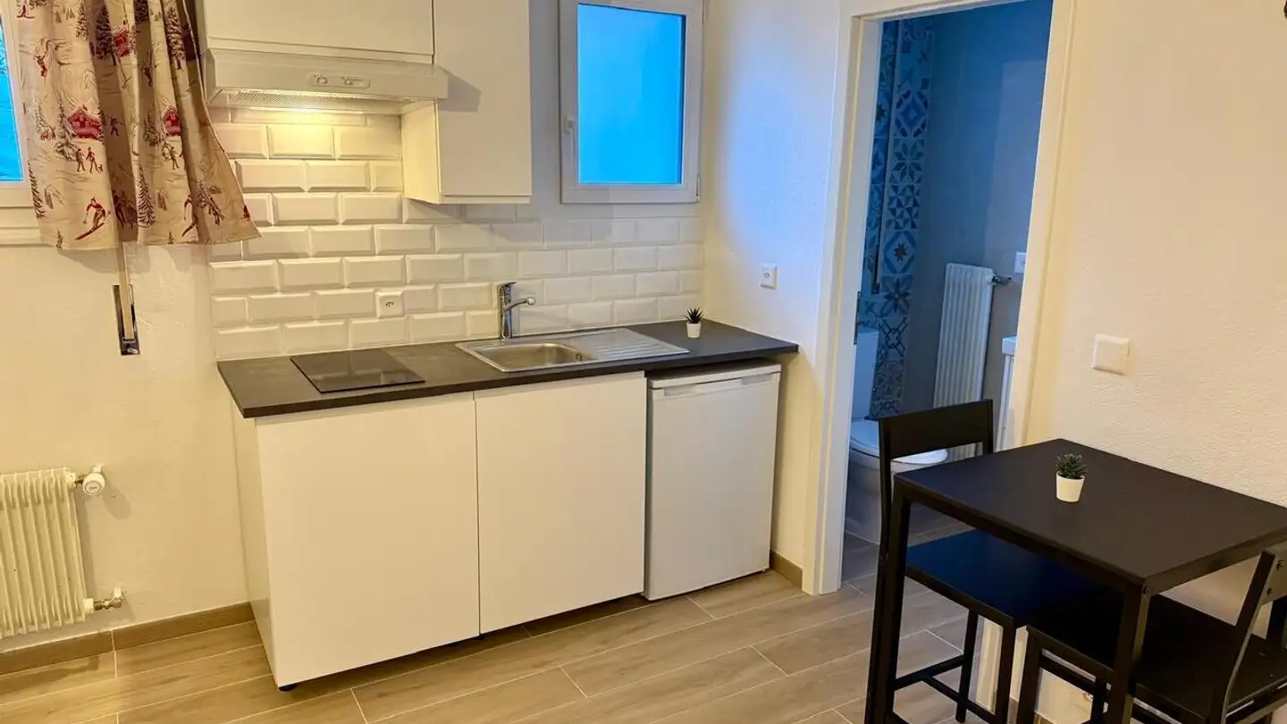 Single room for rent - Route De Crans-Montana, 3963 Montana