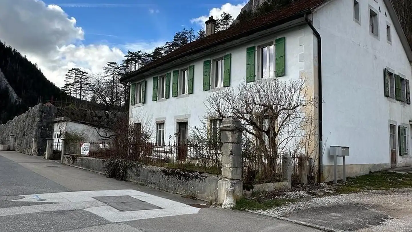 Single house for sale - 2114 Fleurier