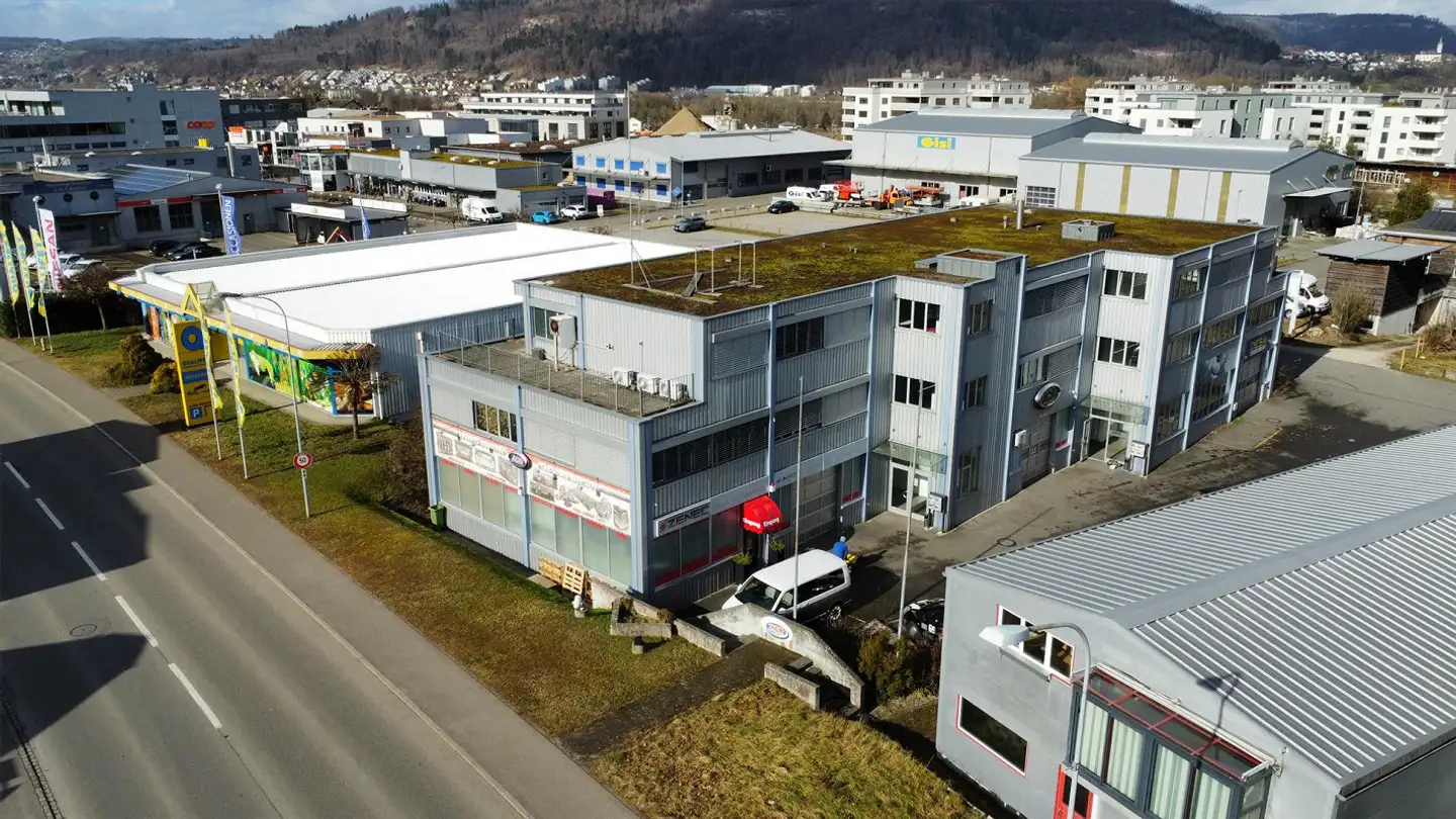 Commercial à louer - Im Halt 8, 5412 Gebenstorf