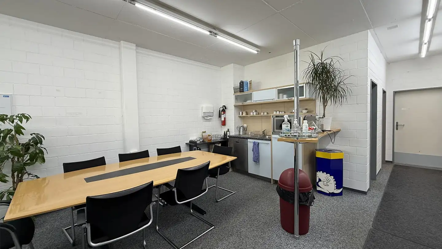 Commercial à louer - Im Halt 8, 5412 Gebenstorf - Photo 3