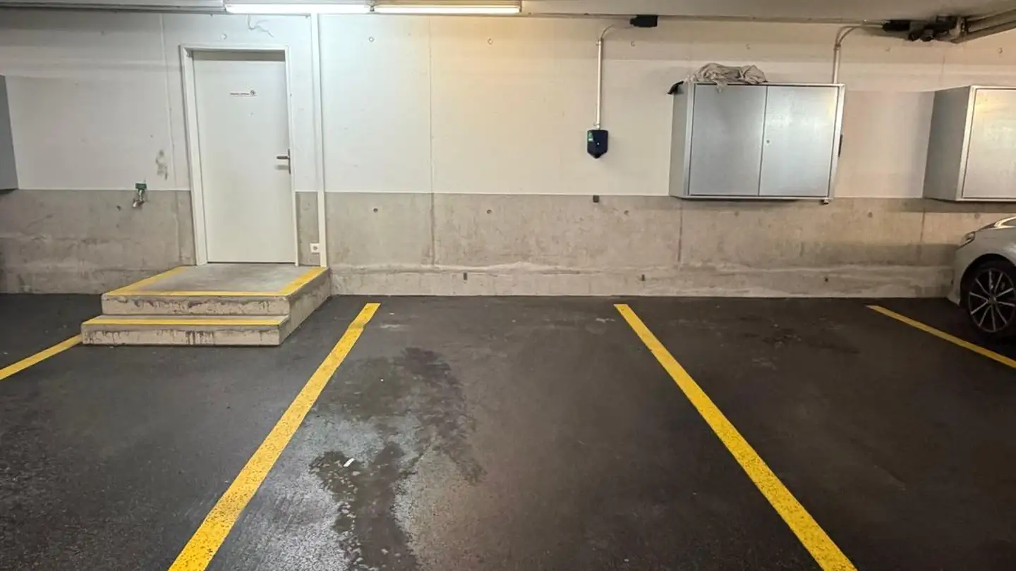Einzelgarage mieten - Blumenfeldstrasse 31, 8046 Zürich