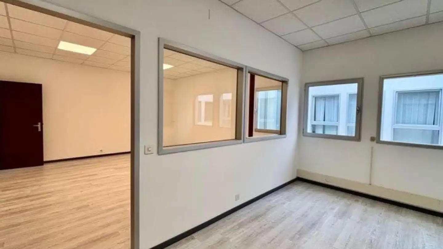 Office space for sale - En Budron, 1052 Le Mont-sur-Lausanne - Photo 4