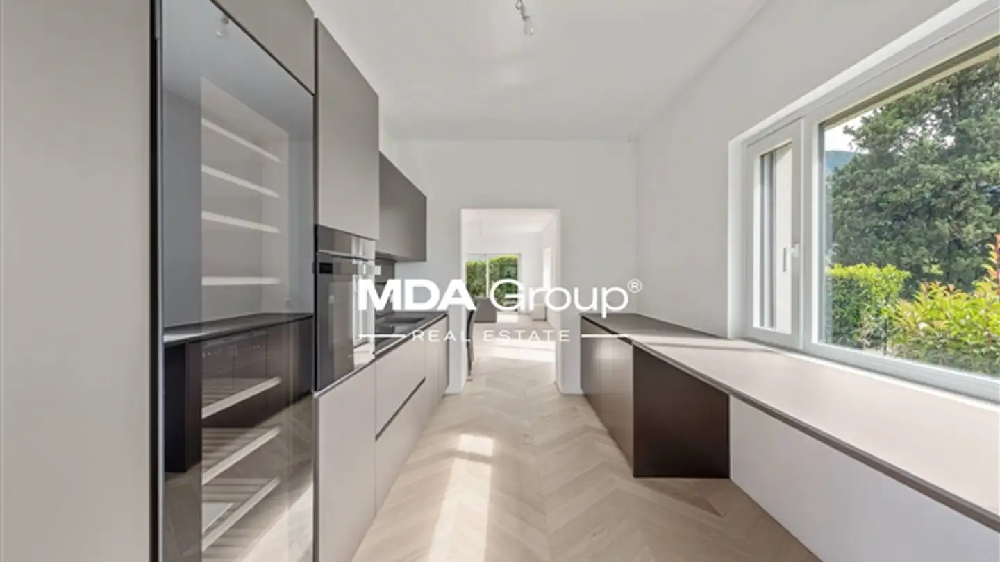 Appartement à louer - Via Ceresio Di Suvigliana, 6977 Ruvigliana