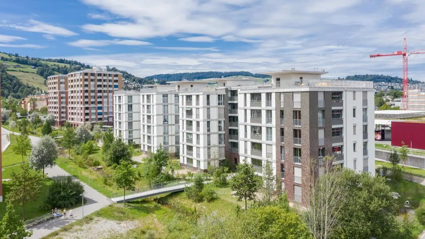 Commercial à louer - Ziegeleiweg 2, 6048 Horw