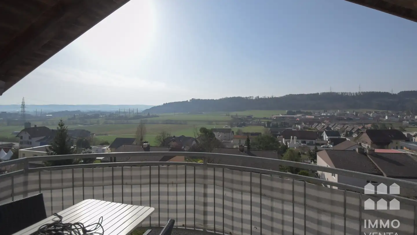 Dachgeschosswohnung mieten - Höheweg 16, 2542 Pieterlen - Foto 3