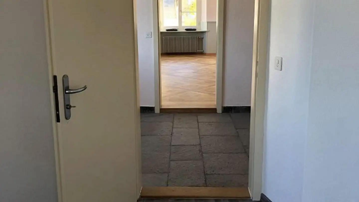 Wohnung mieten - Kantonsstrasse, 7205 Zizers - Foto 4