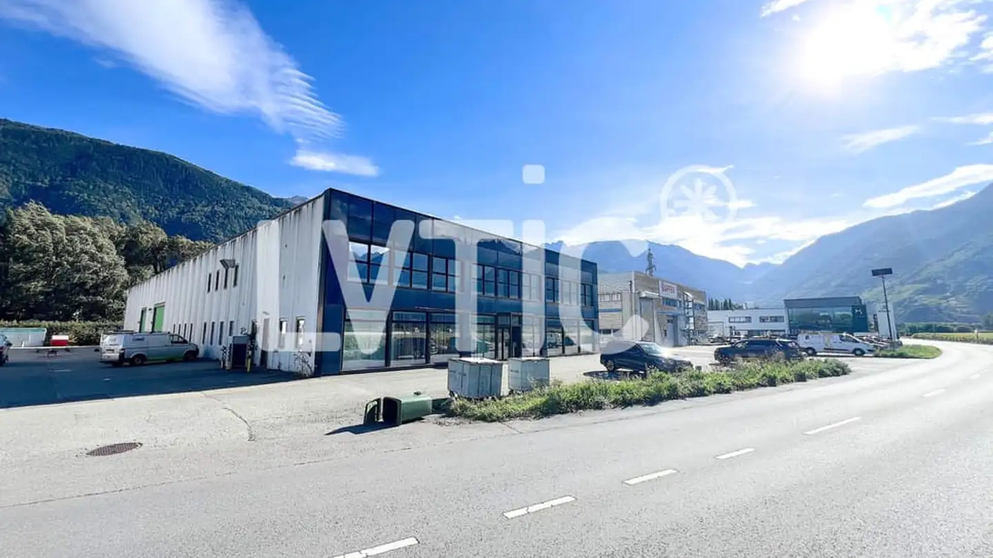 Commercial à louer - 1920 Martigny - Photo 2