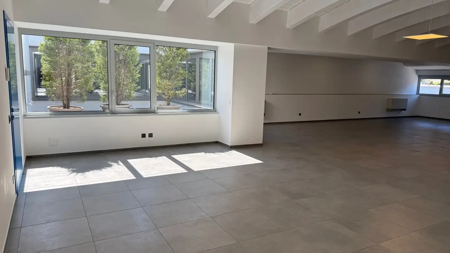 Office space for sale - 6930 Bedano