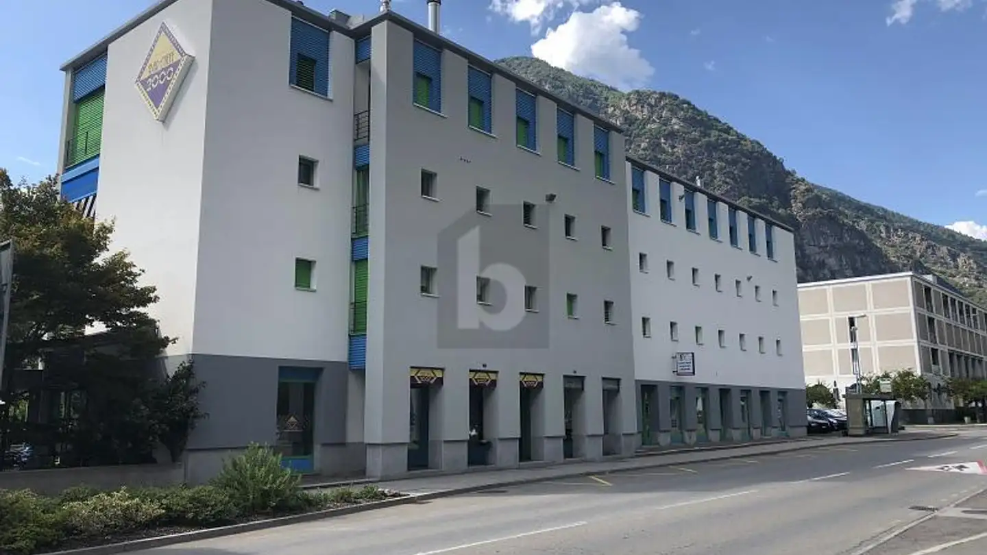 Shop for rent - 6710 Biasca