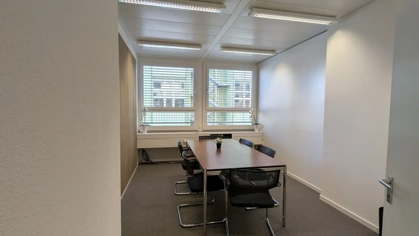 Gewerbe mieten - Lerzenstrasse 19a, 8953 Dietikon - Foto 4