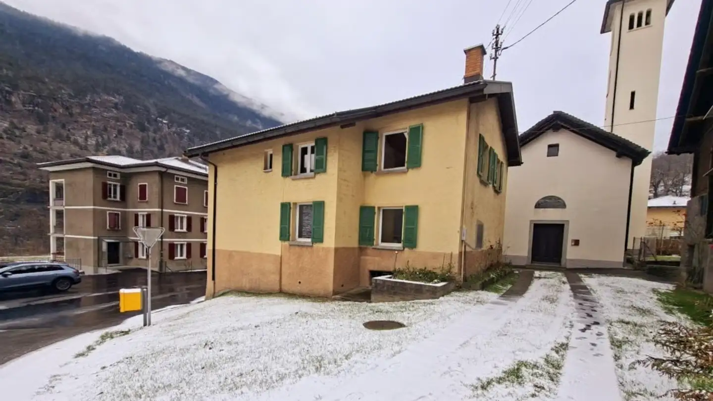 Einfamilienhaus kaufen - In Paés 29, 6746 Nivo