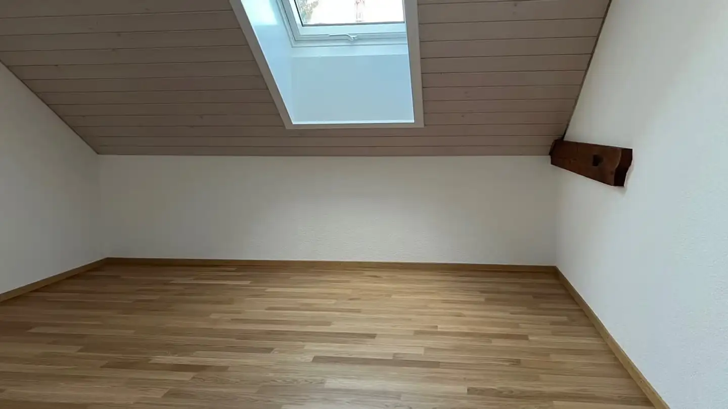 Dachgeschosswohnung mieten - Reutgasse 19, 8406 Winterthur - Foto 3
