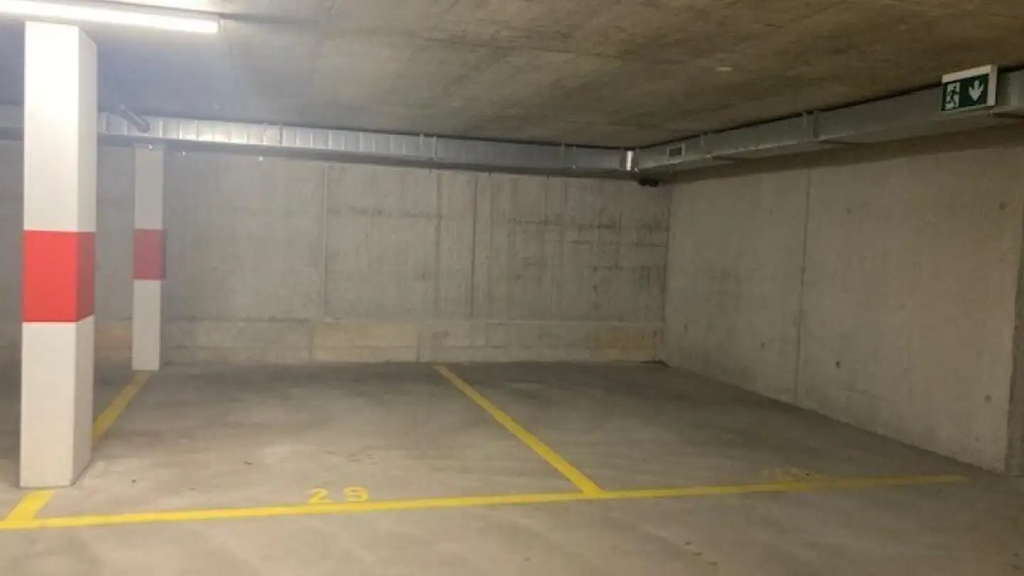Underground parking space for rent - Fabrikweg 6, 6221 Rickenbach LU - Photo 2