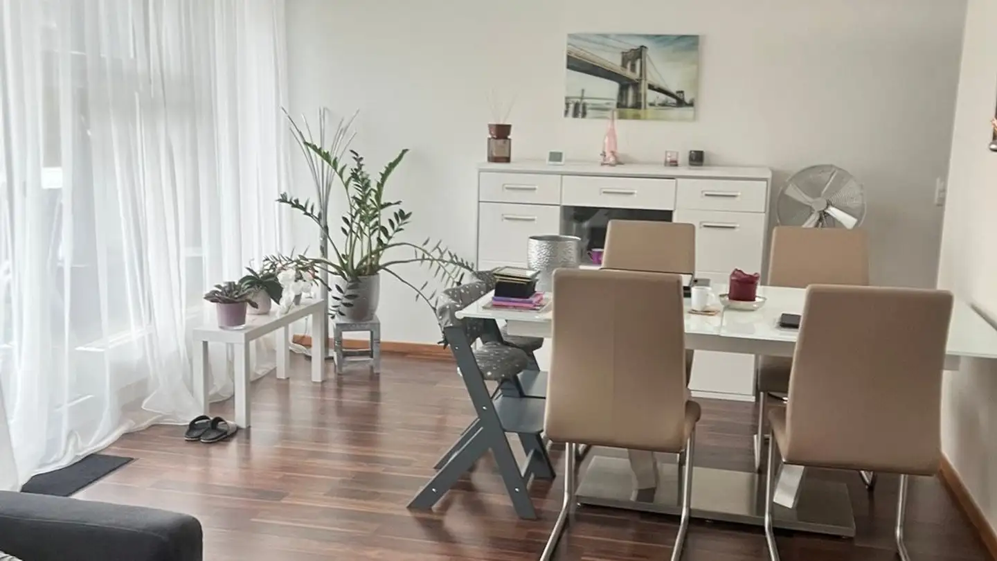 Wohnung mieten - Breitestrasse 2, 8182 Hochfelden