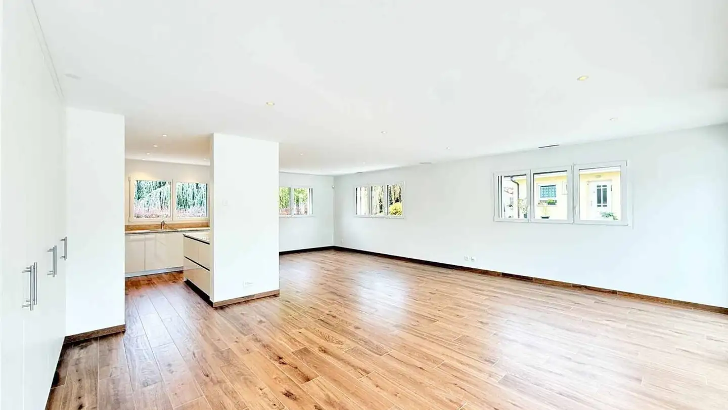 Row house for sale - 1196 Gland - Photo 3